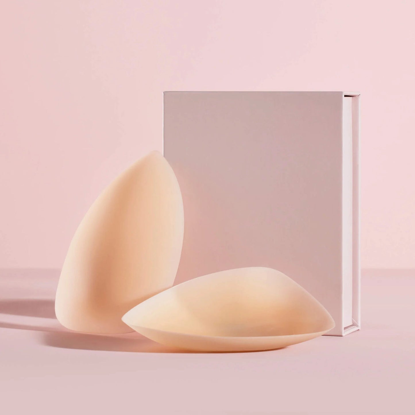 CAKES circles - The 1st viral non-adhesive nip cover - Official CAKES